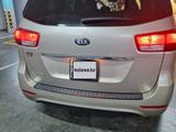 Kia Sedona 2016 года за 10 000 000 тг. в Алматы – фото 2