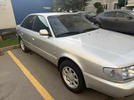 Audi A6 1995 года за 2 500 000 тг. в Алматы – фото 2