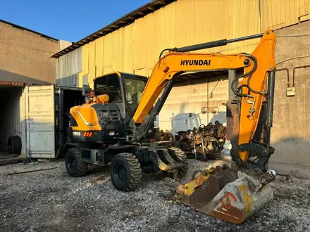HYUNDAI  HW60 2018 года за 24 000 000 тг. в Шымкент
