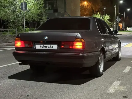 BMW 730 1990 года за 1 300 000 тг. в Караганда – фото 2