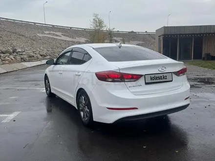 Hyundai Elantra 2017 года за 7 300 000 тг. в Алматы – фото 3