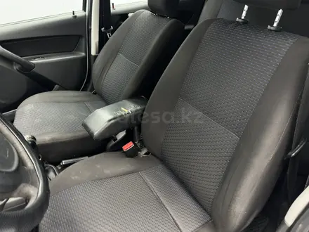ВАЗ (Lada) Granta 2190 2013 года за 2 000 000 тг. в Атырау – фото 11