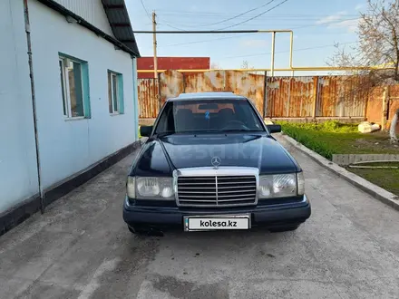 Mercedes-Benz E 200 1993 года за 1 200 000 тг. в Талдыкорган – фото 3
