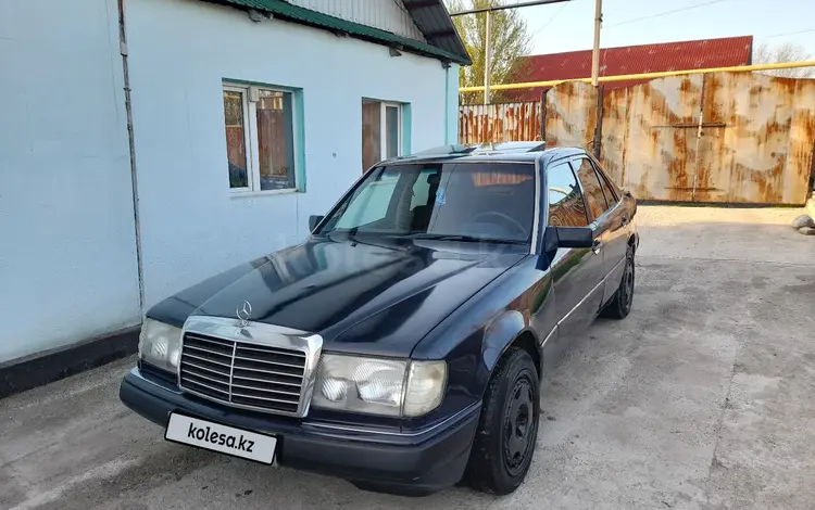 Mercedes-Benz E 200 1993 года за 1 300 000 тг. в Талдыкорган