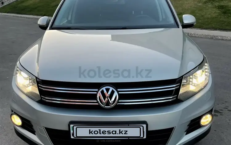 Volkswagen Tiguan 2015 года за 9 300 000 тг. в Павлодар
