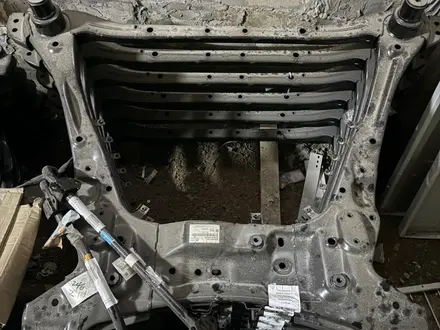 Подрамник балка на hyundai tucson kia sportage за 400 000 тг. в Астана