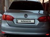 Volkswagen Jetta 2014 года за 4 990 000 тг. в Шымкент – фото 3