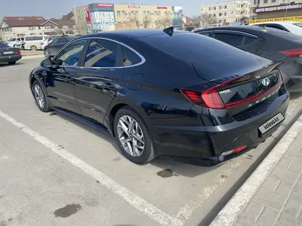 Hyundai Sonata 2020 года за 10 500 000 тг. в Актау – фото 3