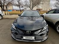 Toyota Camry 2018 года за 7 000 000 тг. в Атырау