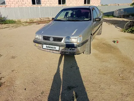 Volkswagen Passat 1994 года за 900 000 тг. в Актау – фото 4