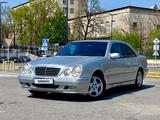 Mercedes-Benz E 320 2000 года за 5 300 000 тг. в Шымкент – фото 2