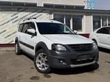 ВАЗ (Lada) Largus Cross 2015 годаүшін4 100 000 тг. в Костанай