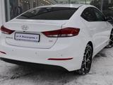 Hyundai Elantra 2017 годаүшін8 700 000 тг. в Астана – фото 5