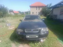 Volvo S40, 2002