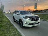 Toyota Land Cruiser Prado 2018 года за 21 200 000 тг. в Алматы – фото 3