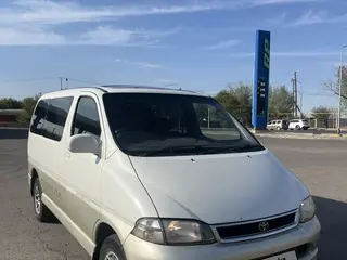 Toyota Granvia, 1996