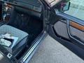 Mercedes-Benz E 200 1993 года за 1 600 000 тг. в Караганда – фото 3