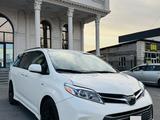 Toyota Sienna 2018 года за 19 300 000 тг. в Алматы – фото 5