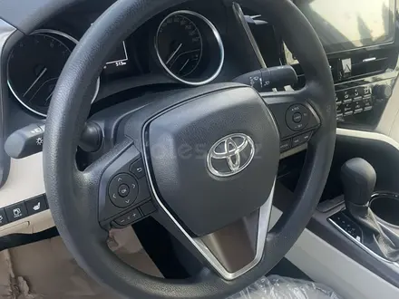 Toyota Camry 2023 года за 21 000 000 тг. в Алматы – фото 9