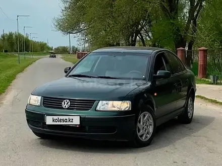 Volkswagen Passat 1997 года за 2 600 000 тг. в Шымкент – фото 2