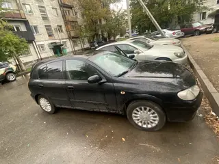 Nissan Almera