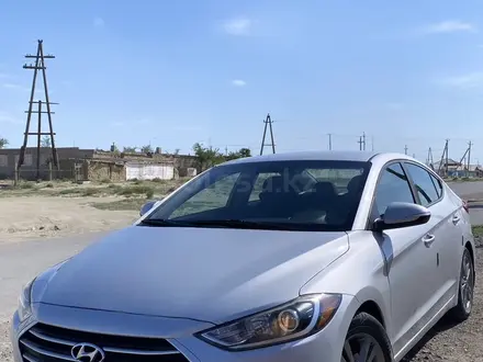 Hyundai Elantra 2017 года за 4 800 000 тг. в Аральск – фото 2