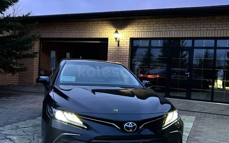 Toyota Camry 2023 года за 16 500 000 тг. в Караганда