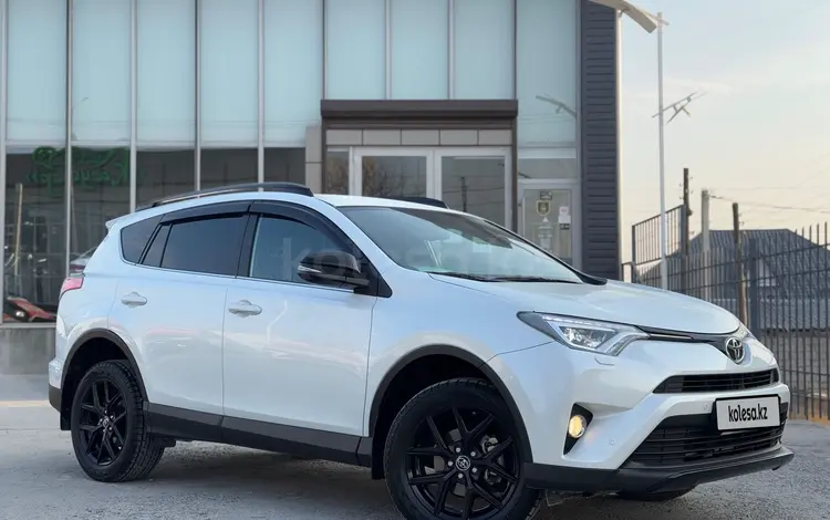 Toyota RAV4 2019 годаүшін14 090 000 тг. в Шымкент