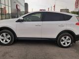 Toyota RAV4 2013 года за 9 400 000 тг. в Актобе