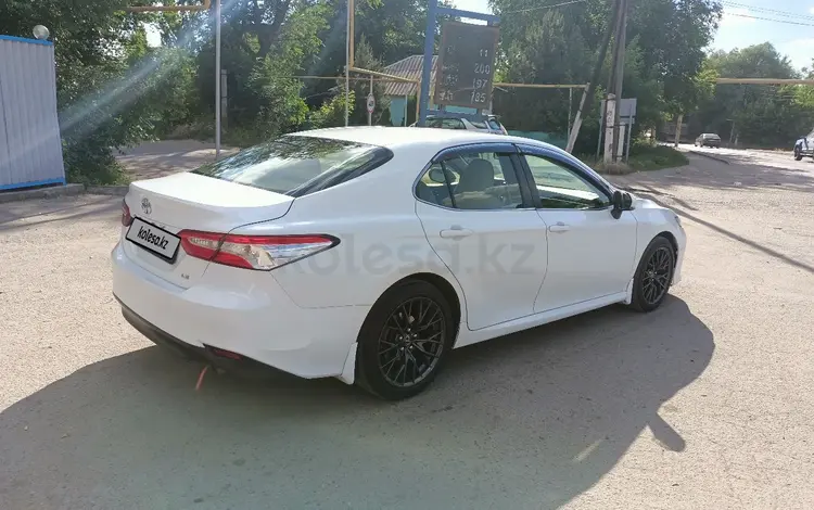 Toyota Camry 2018 года за 12 000 000 тг. в Алматы