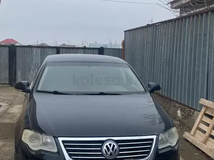 Volkswagen Passat 2008 года за 4 000 000 тг. в Атырау