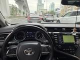 Toyota Camry 2018 годаүшін13 200 000 тг. в Астана – фото 5