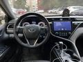 Toyota Camry 2018 годаүшін11 800 000 тг. в Усть-Каменогорск – фото 5