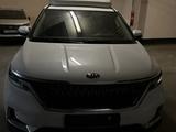 Kia Carnival 2020 года за 18 200 000 тг. в Алматы – фото 2