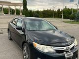 Toyota Camry 2013 года за 5 300 000 тг. в Тараз – фото 2