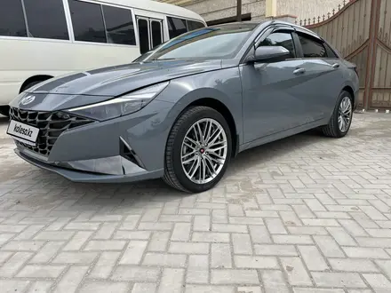 Hyundai Elantra 2022 года за 12 000 000 тг. в Актау