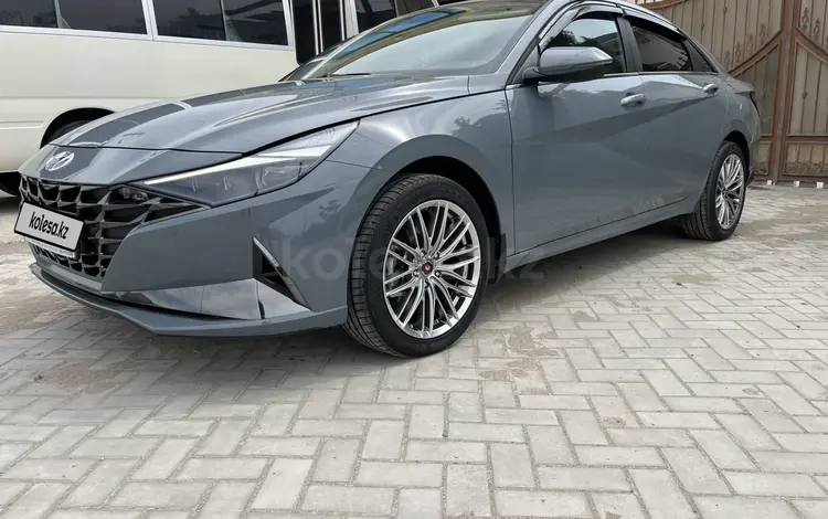 Hyundai Elantra 2022 года за 12 000 000 тг. в Актау