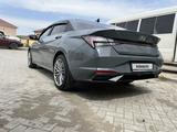 Hyundai Elantra 2022 года за 11 500 000 тг. в Актау – фото 4