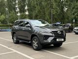 Toyota Fortuner 2021 года за 22 000 000 тг. в Алматы – фото 2