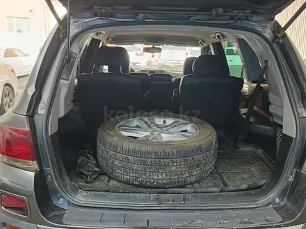 Toyota Highlander 2010 года за 8 235 825 тг. в Актобе – фото 11