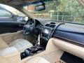 Toyota Camry 2013 года за 5 600 000 тг. в Атырау – фото 5