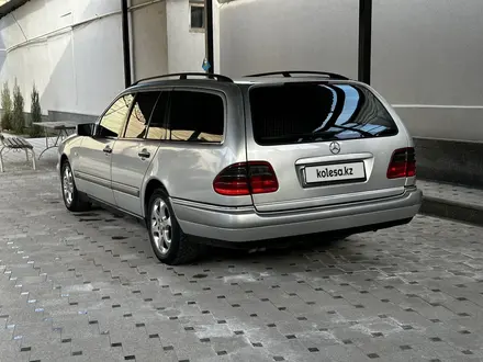 Mercedes-Benz E 220 1998 года за 2 300 000 тг. в Шымкент – фото 2