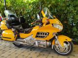 Honda  GL 1800 2005 года за 5 500 000 тг. в Уральск