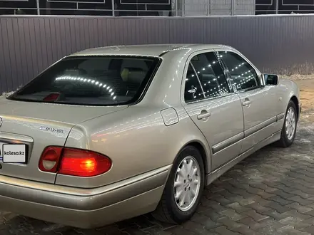Mercedes-Benz E 230 1997 года за 3 000 000 тг. в Алматы – фото 12