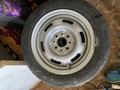 Шины и диски липучка за 38 000 тг. в Атырау – фото 2