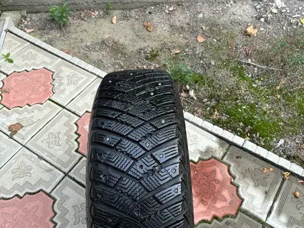 Комплект шин Goodyear 205/65 R16 на штампованных дисках 5*114, 3 за 150 000 тг. в Алматы – фото 24