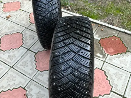 Комплект шин Goodyear 205/65 R16 на штампованных дисках 5*114, 3 за 150 000 тг. в Алматы – фото 25