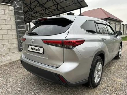 Toyota Highlander 2022 года за 23 750 000 тг. в Алматы – фото 3