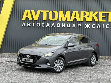 Hyundai Accent 2021 года за 7 550 000 тг. в Актобе