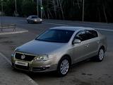 Volkswagen Passat 2007 года за 2 500 000 тг. в Астана – фото 2